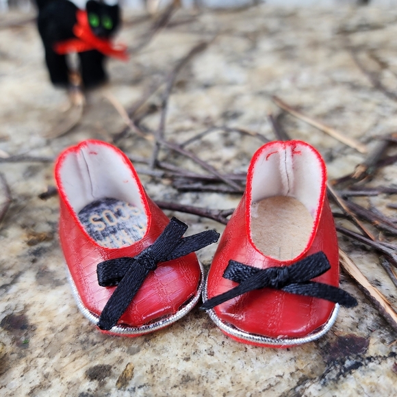 🎨 8 Inch Little Bitty Baby Traditional Gothic Boy and Girl Outfits - Picture 12 of 15